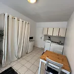 Studio Paris 20e